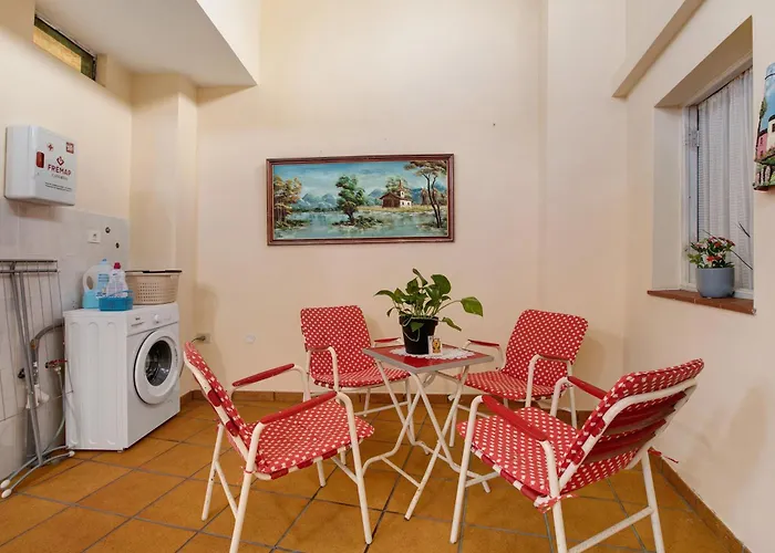 Casa Fefa كانديلاريا